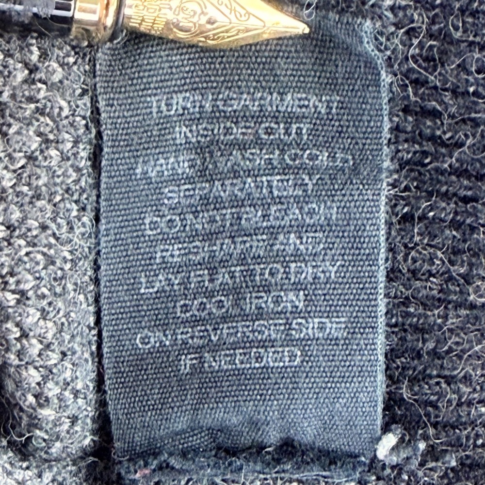 Truth Camo Crewneck Sweater Men Medium Gray Black Long Sleeve Knit SOFT AF - Picture 7 of 11